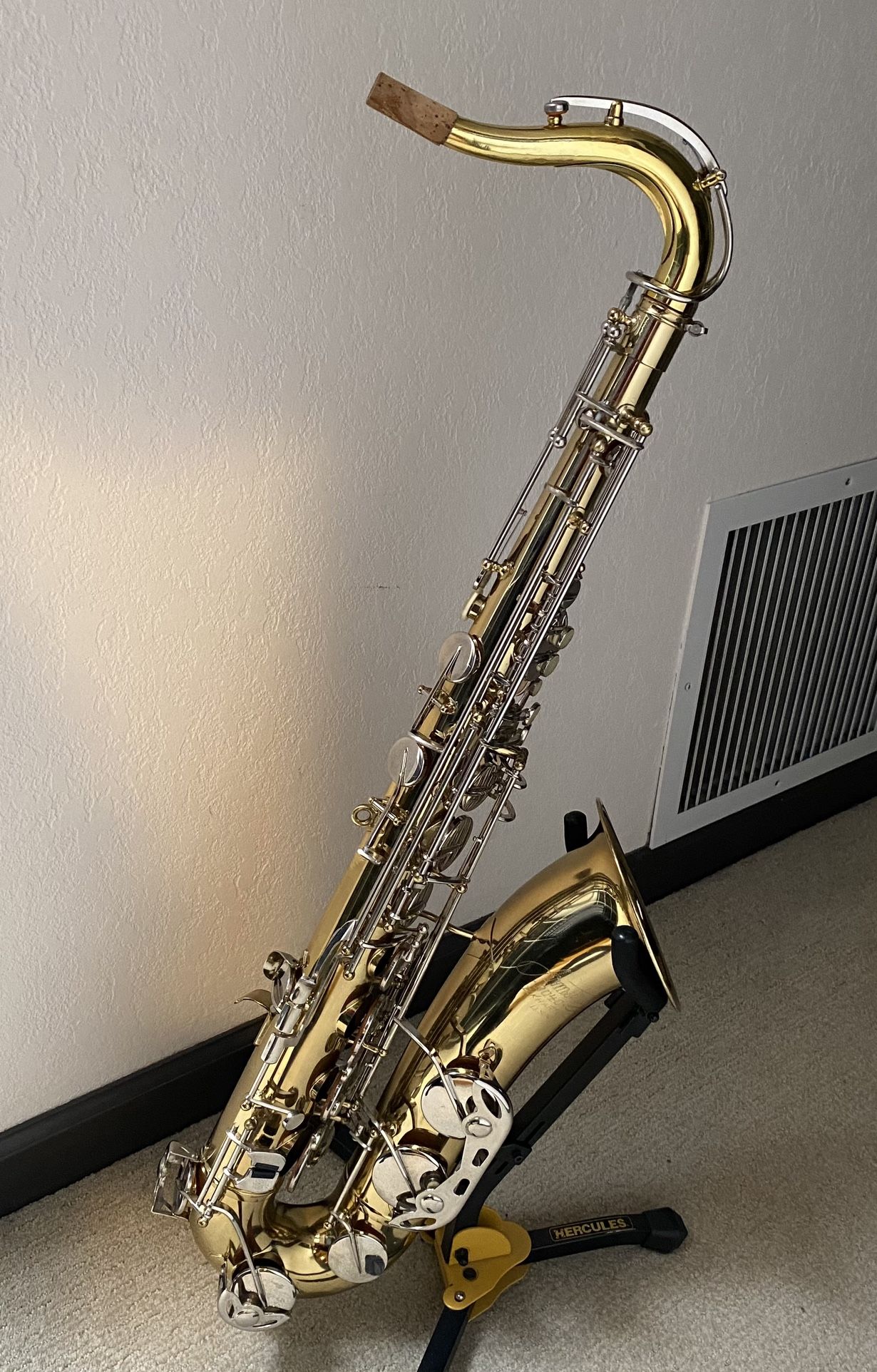 Tenor Saxophone Armstrong, Just Serviced