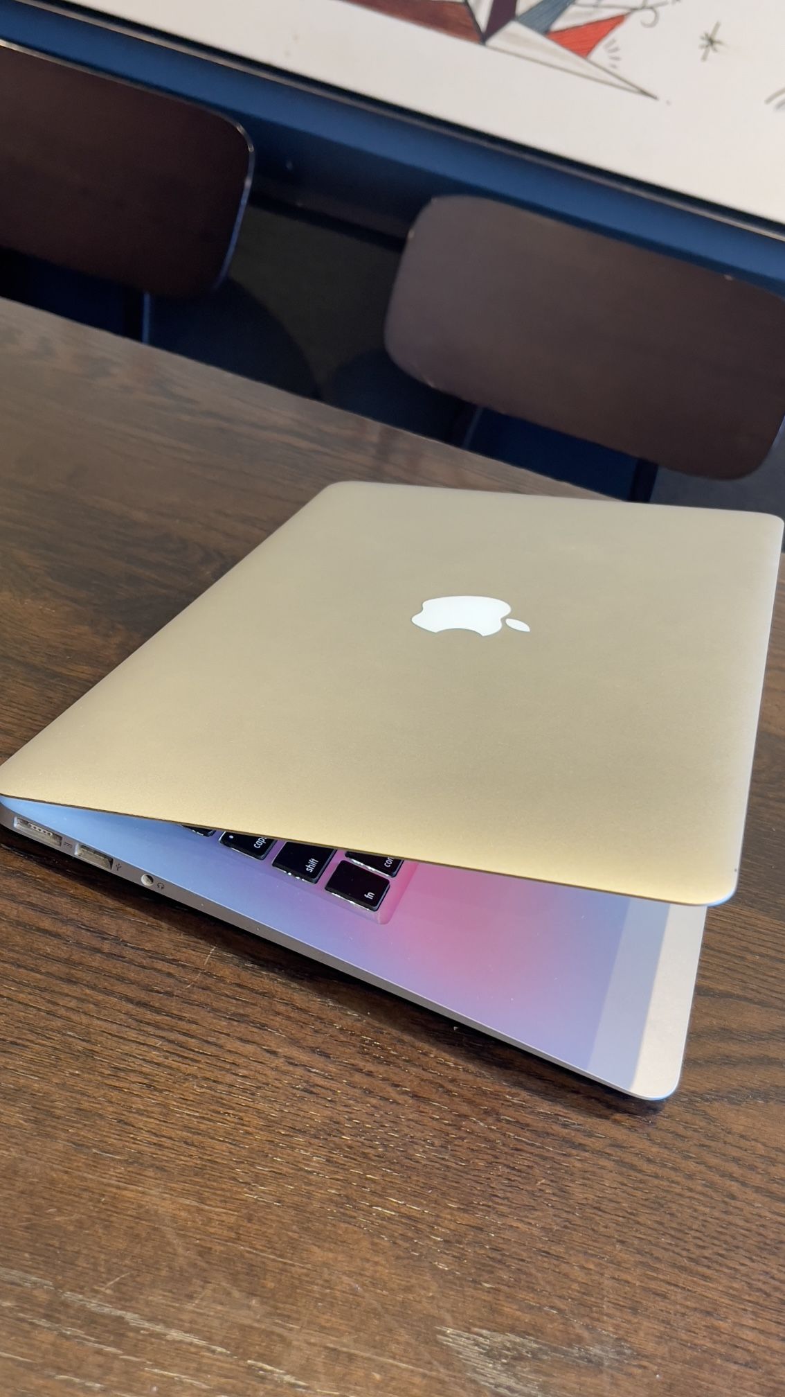 Apple MacBook Air 13” Intel Core I5 Processor 4GB DDRe3 RAM 128GB SSD DRIVE $175