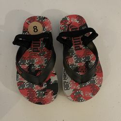 TODDLER PUMA SANDALS SIZE 8