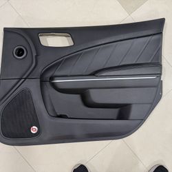 2016 Dodge Charger Door Panel 