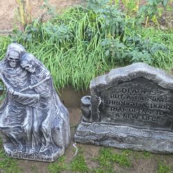 Decorative tombstones
