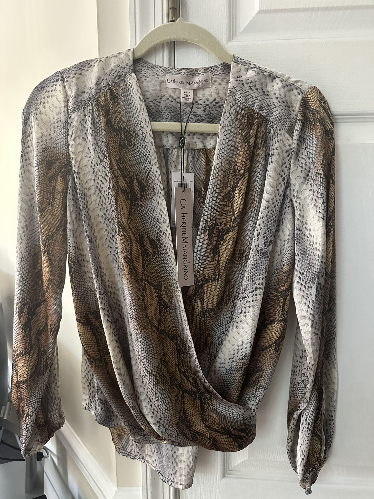 NEW-snake print blouse