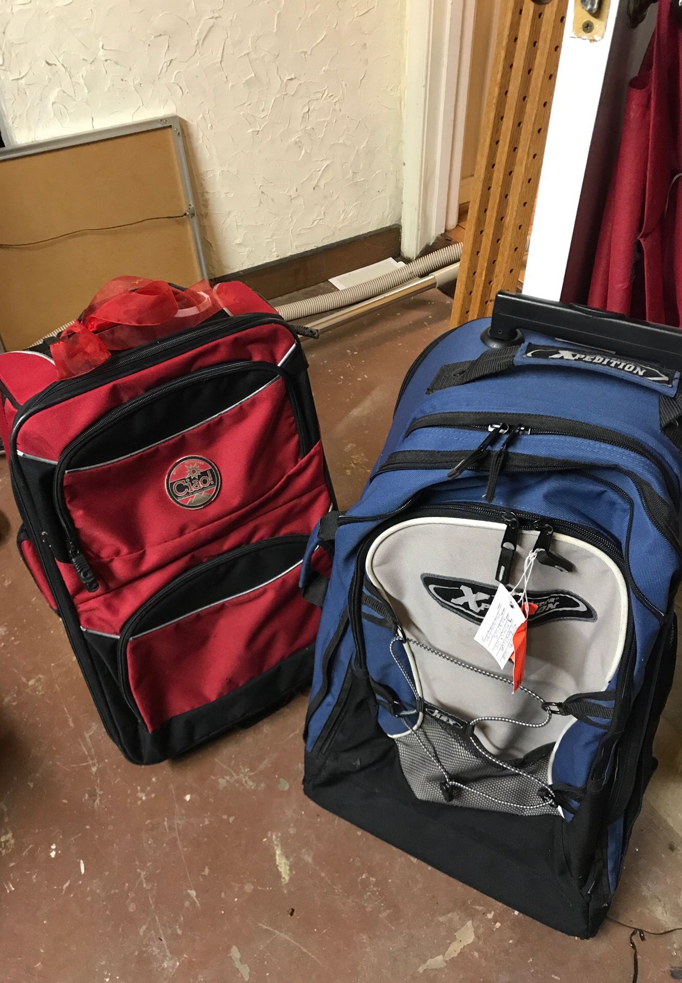 Travel bags with wheels