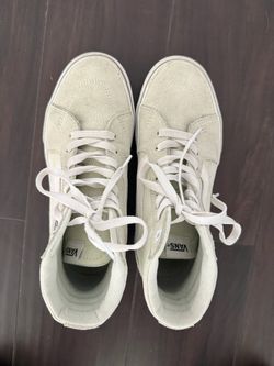 Like new! Cute Vans Shoes!