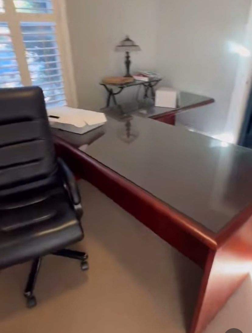 Desk Office Chair Will Deliver