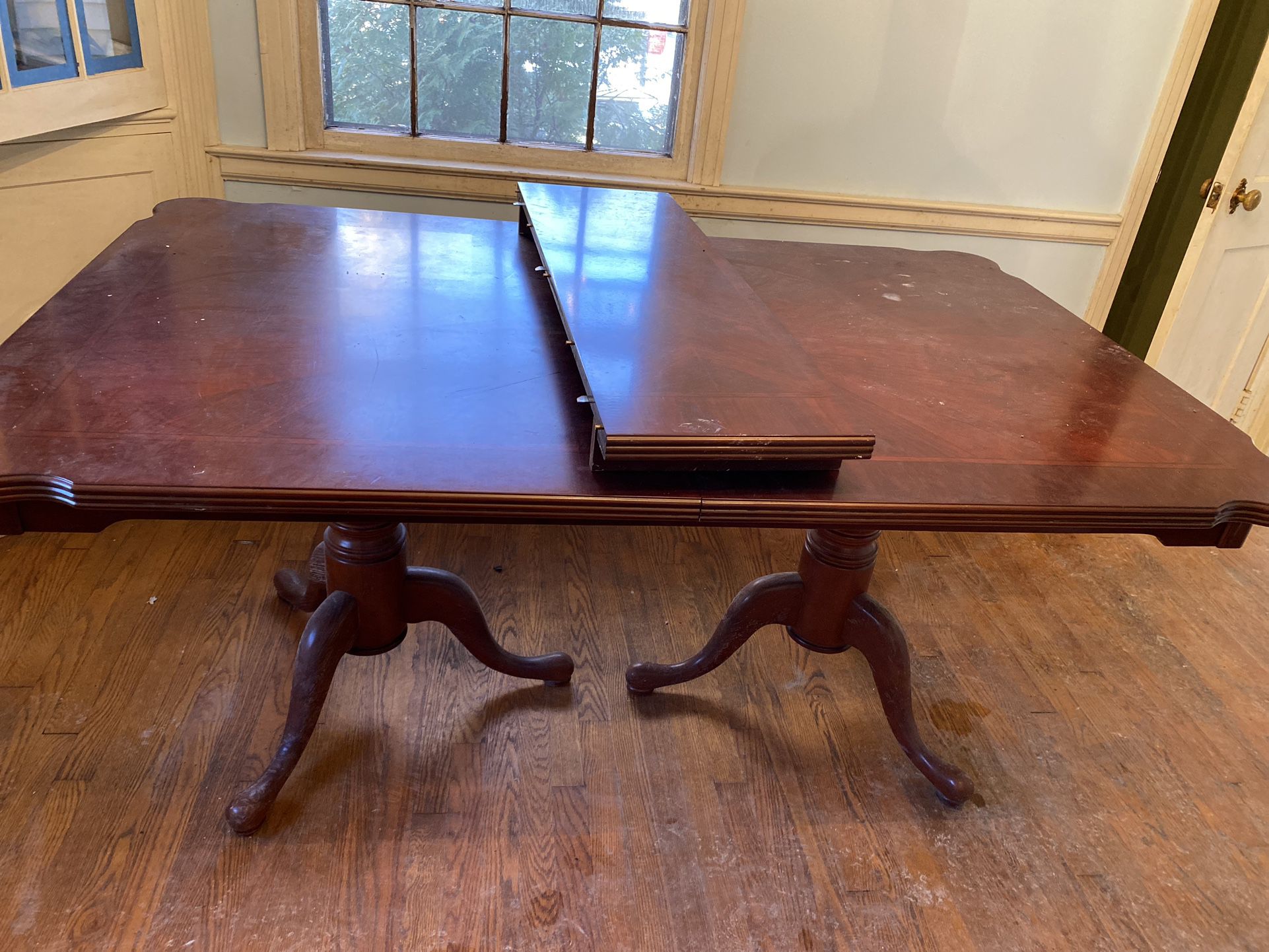 Antique Dining Table With Six Chairs