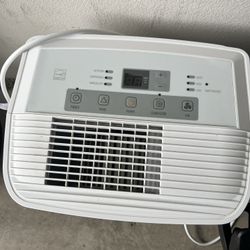 Hisense 3 Speed  Dehumidifier