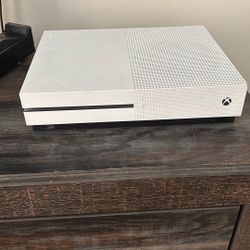 Xbox One S 
