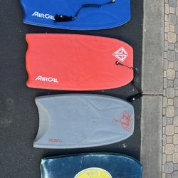 4 Boogie Boards 