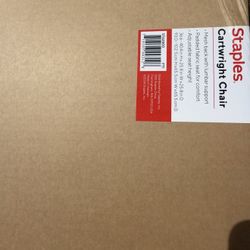 Staples Cartwright Ergonomic Fabric Swivel Task Chair