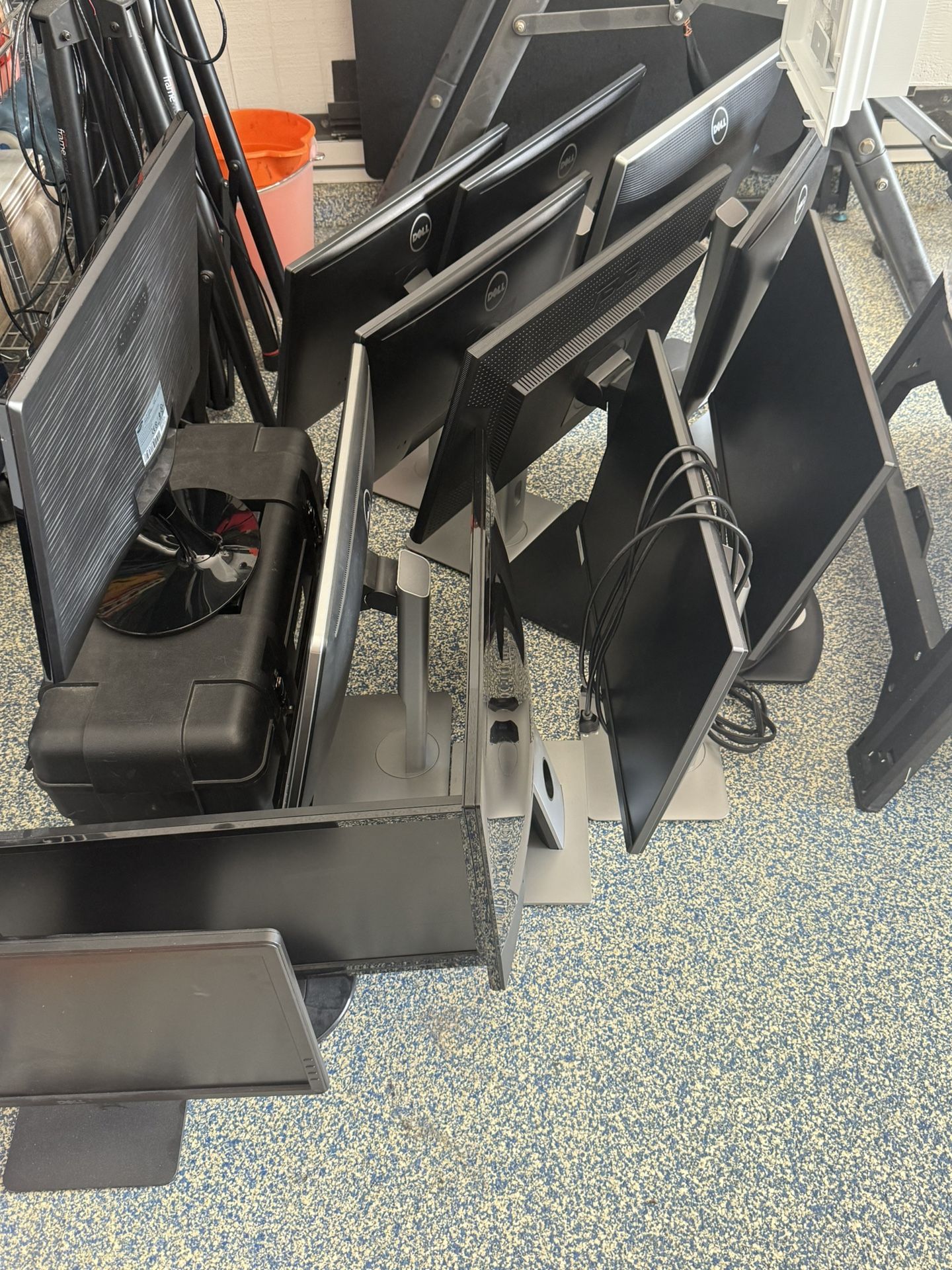 Monitors Any Size U Pick $20