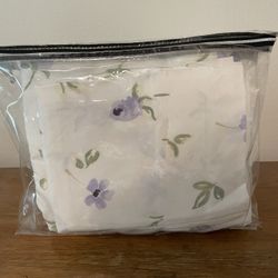 Brand New Full Bedding Set/ Fitted/ Sheet/ 2 Pillow Cases/ Not In Original Bag