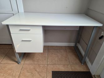 Office Desk 2-Drawer 47 in. x 23.75 in. x 30 in.