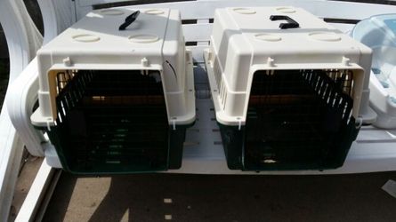 2 med pet carriers