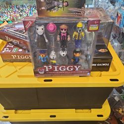 Piggy Action Figure 6 Pack Series 2 Exclusive MiniToon Figure Includes DLC. Rare