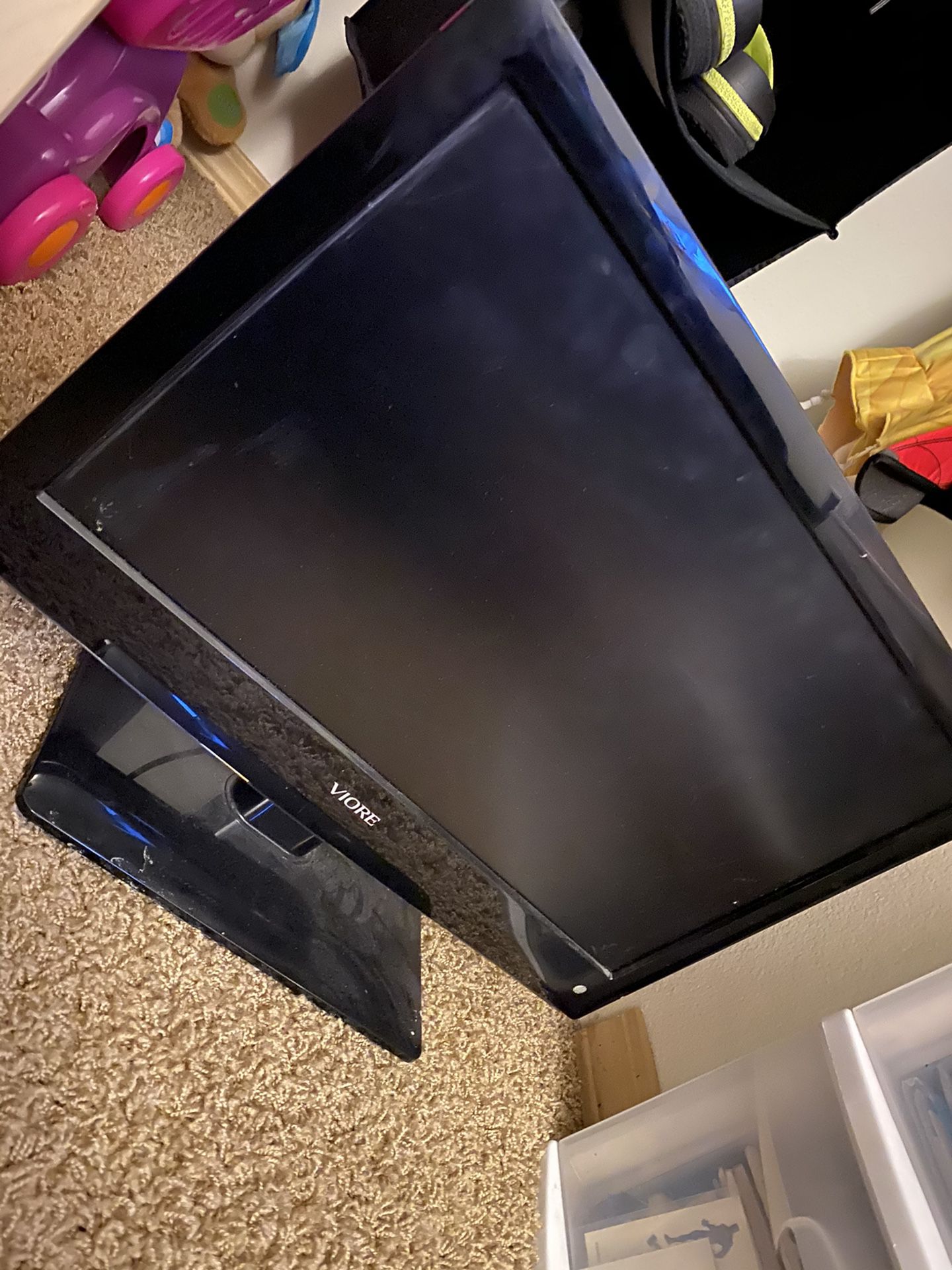 Small tv/computer monitor
