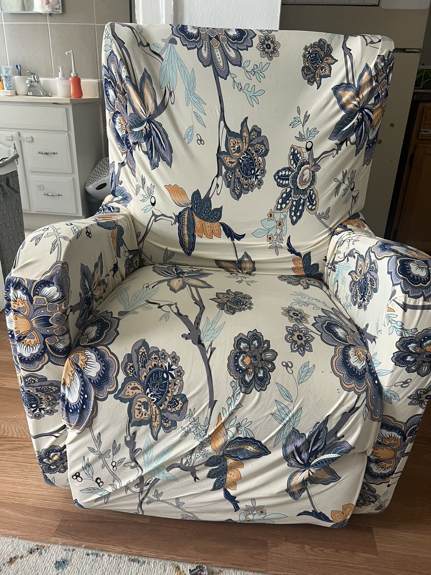 Recliner Chair