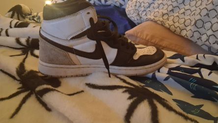 Air Jordan 1 High Travis Scott Mocha