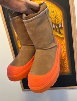Men’s Uggs size 11