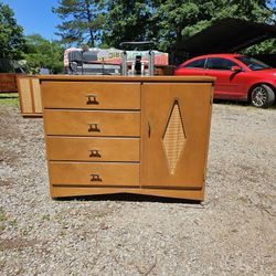 Mid Century MCM Dresser 