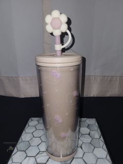 Hello Kitty tumber