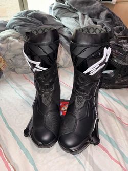 Alpinestars Supertech R vented