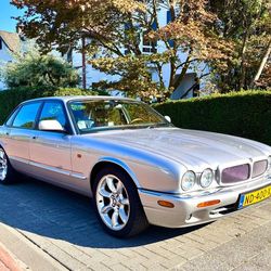 1999 Jaguar XJR