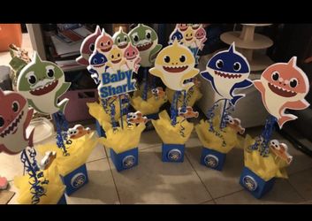 Baby Shark Center Pieces
