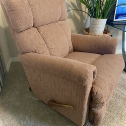 La-Z-Boy Recliner Rocking Chair – Ultimate Comfort