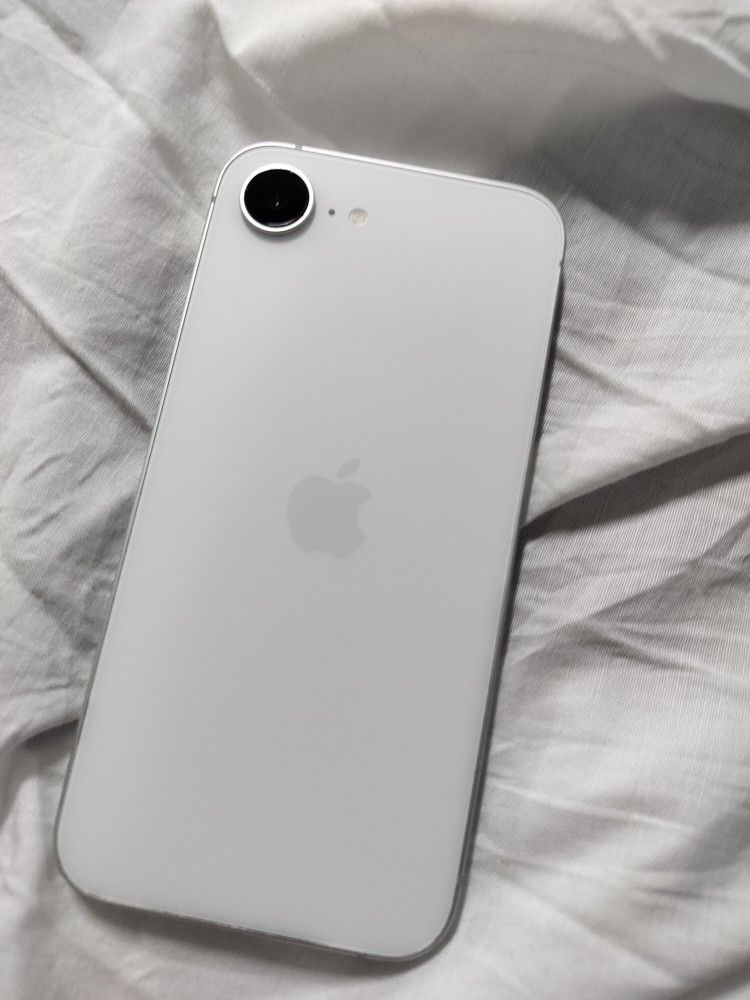 iPhone 16e 128g unlocked