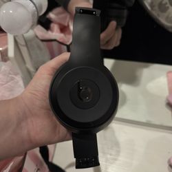 Beats Solo 3 Wireless Headphones 