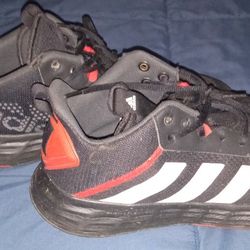 Size 12 Adidas 3/4 Cut Basketball Sneakers 
