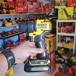 DEWALT ATOMIC 20-Volt MAX Cordless Brushless Compact 1/2 in. Drill/Driver,