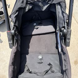 Baby Trend Stroller/wagon. Seats Two! 