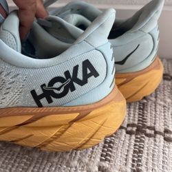 Hoka Women Size 9