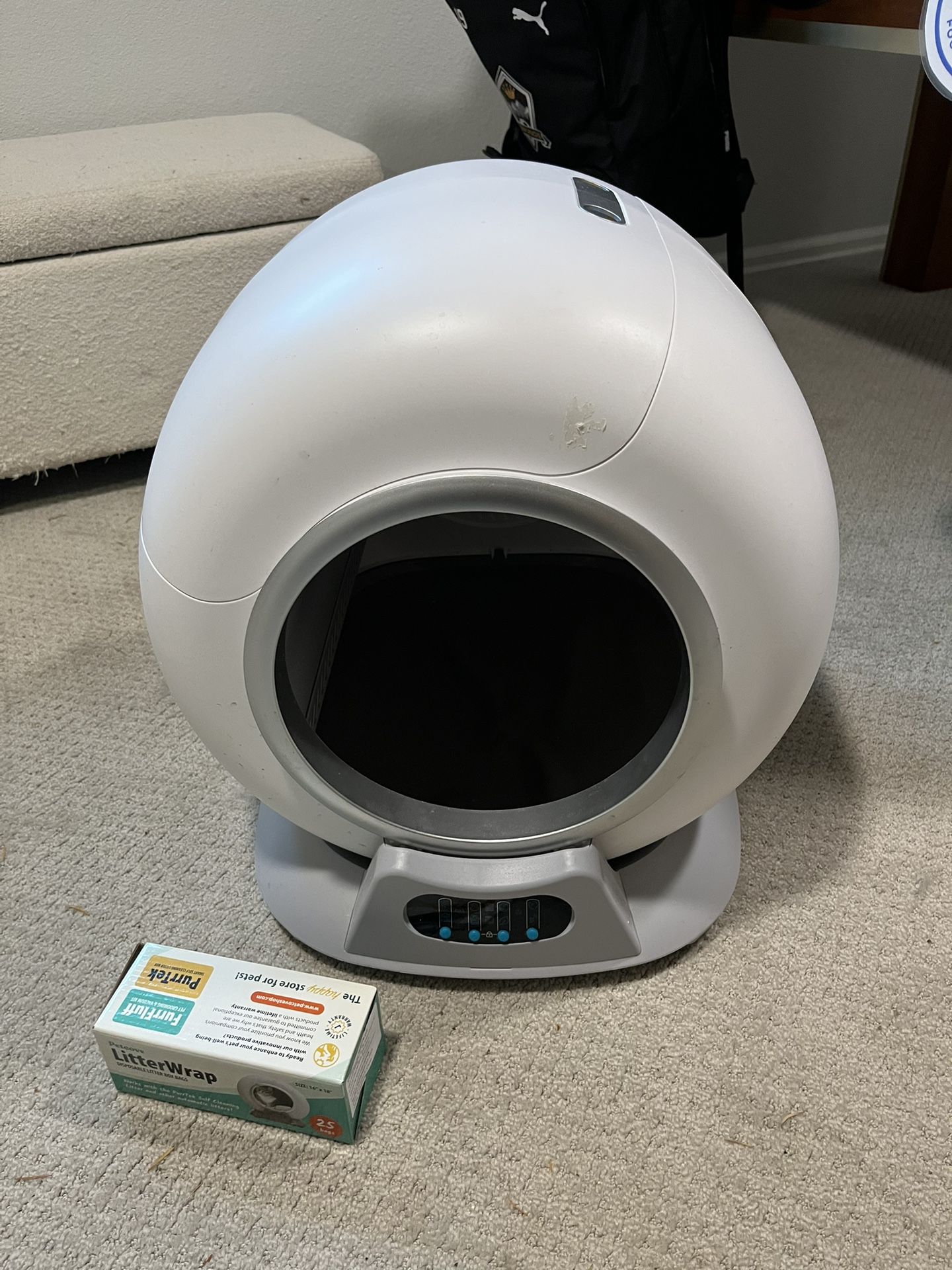 Self Cleaning Litter Box