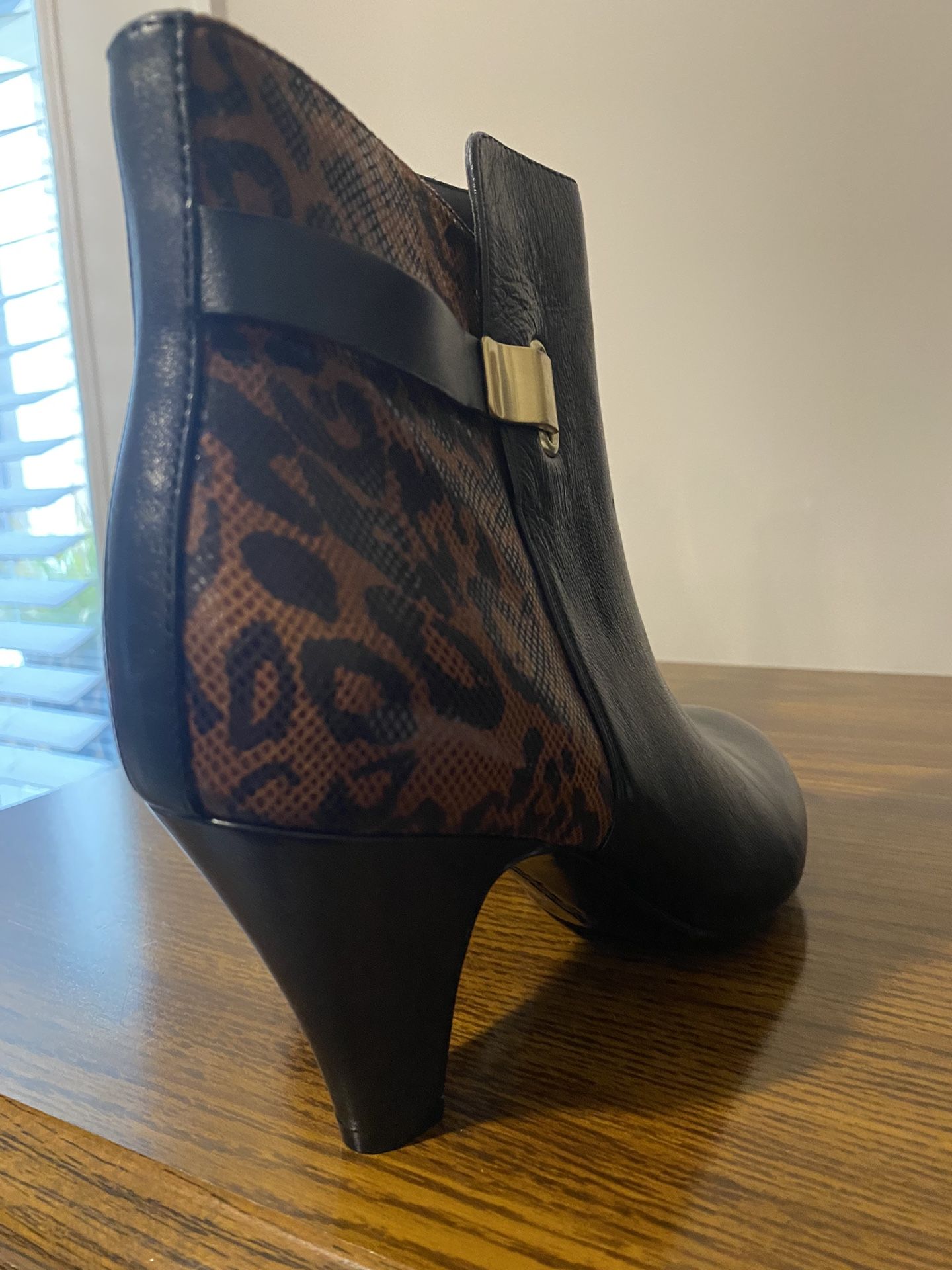 Black/Cheetah Ankle Boots
