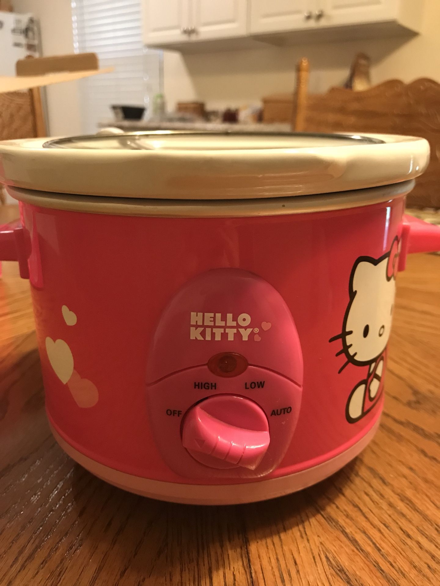 Got this hello kitty slow cooker for only $25 on offer up yesterday!! In  love!!! : r/HelloKitty