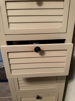 Storage cabinet