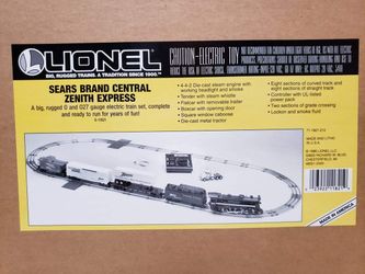 Lionel train Sears and Zenith Box Cars