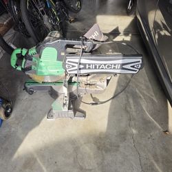 Sliding Compound Miter Saw