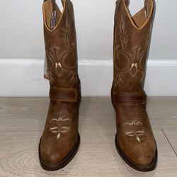 Boots Womens Size 8