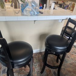 Bar Stools that swivel