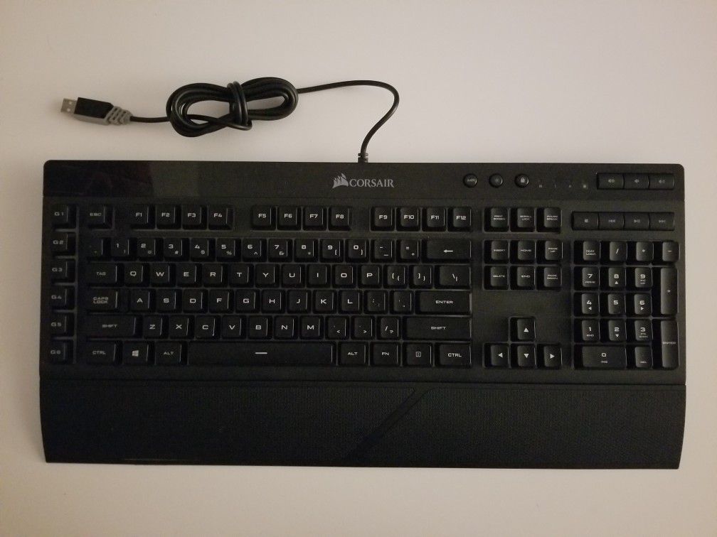 Corsair K55 RGB Keyboard | Lightly used