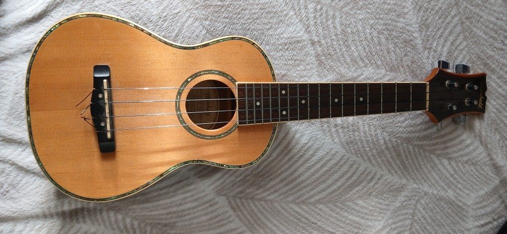 Cordoba Uke