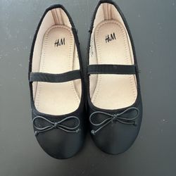 BALLET FLATS Kids Size 9