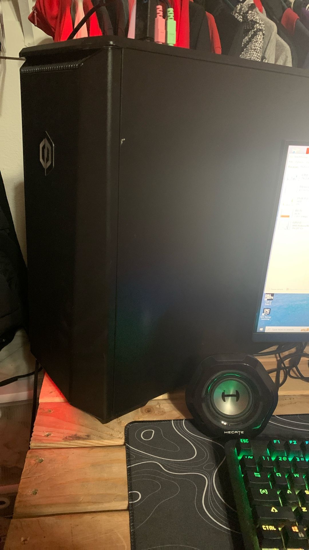 CyberPowerPC- Gamer Ultra Desktop AMD FX 6300 16 GB AMD Radeon RX 560 1TB Hard Drive