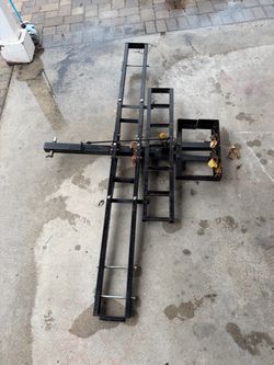 Motorcycle hitch rack