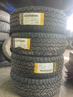 LT275/65/R18 Set of 4 Brand new tires
