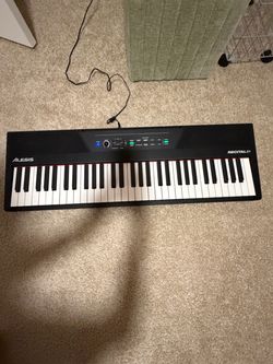 Alesis 61 Key Piano